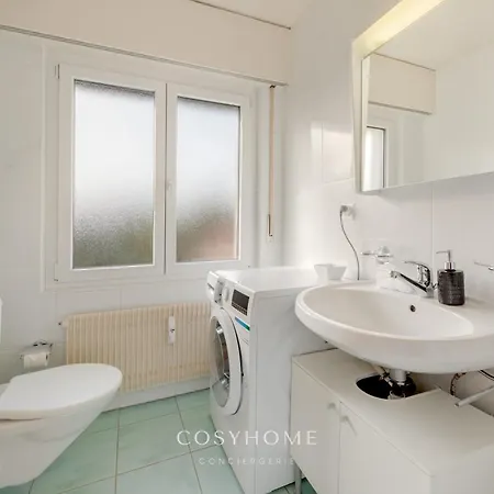 Alpine Sunset L Attique L Golf L By Cosyhome アパート